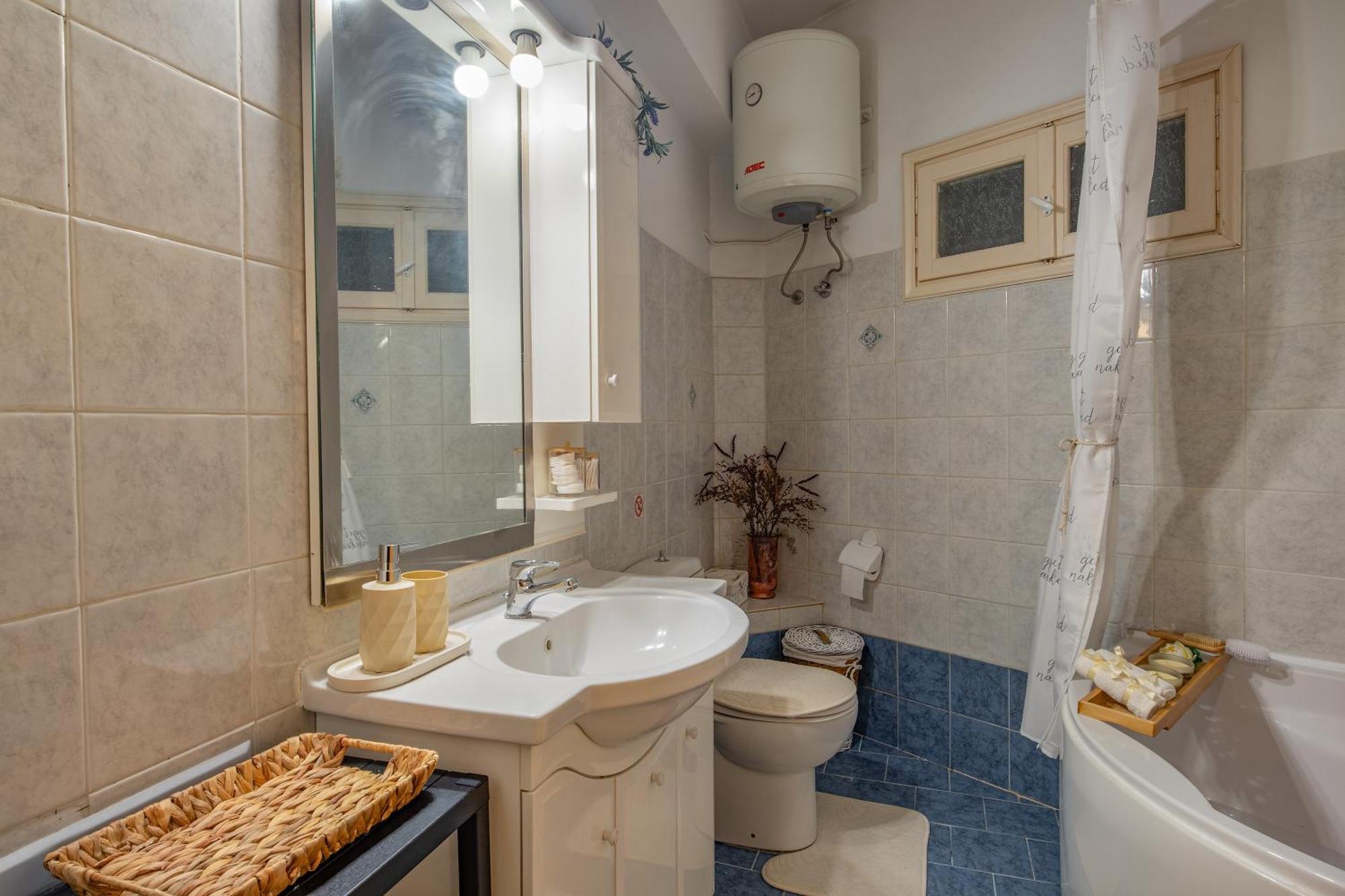 House Of Velenia - 2 Bedroom Apartment Near Old Town, Airport And Bus Station Corfu  Esterno foto
