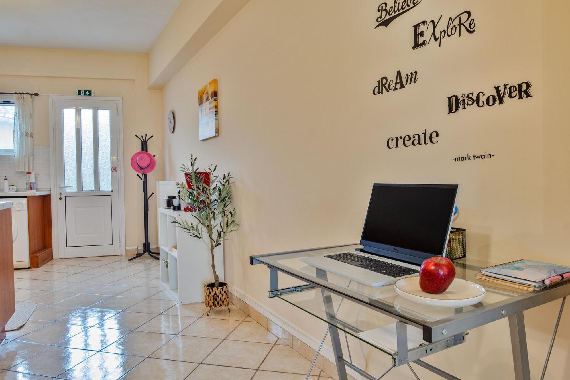 House Of Velenia - 2 Bedroom Apartment Near Old Town, Airport And Bus Station Corfu  Esterno foto